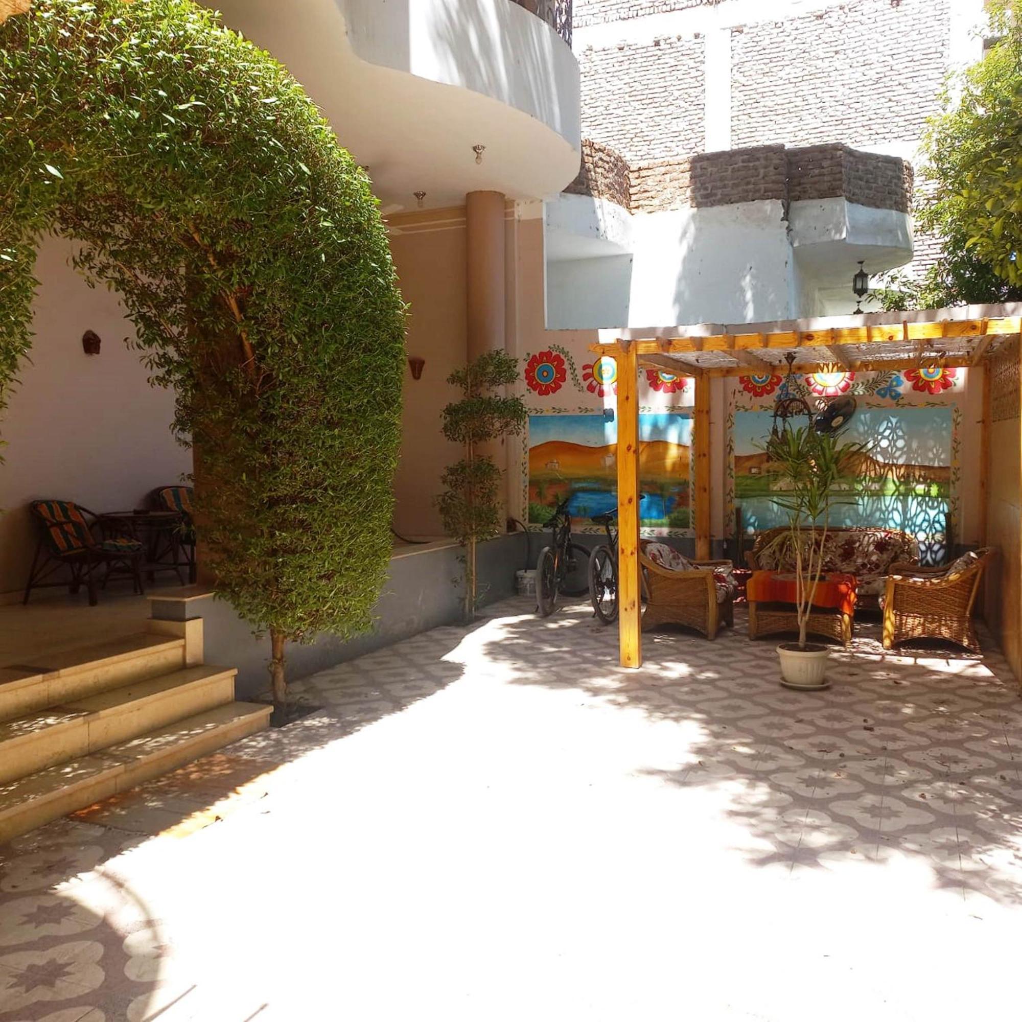 Enjoy Luxor Apartamento Exterior foto